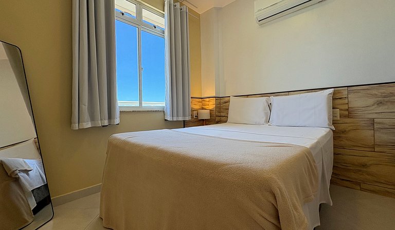 2 QUARTOS em CONDOMÍNIO TRANQUILO com PISCINA Estacionamento
